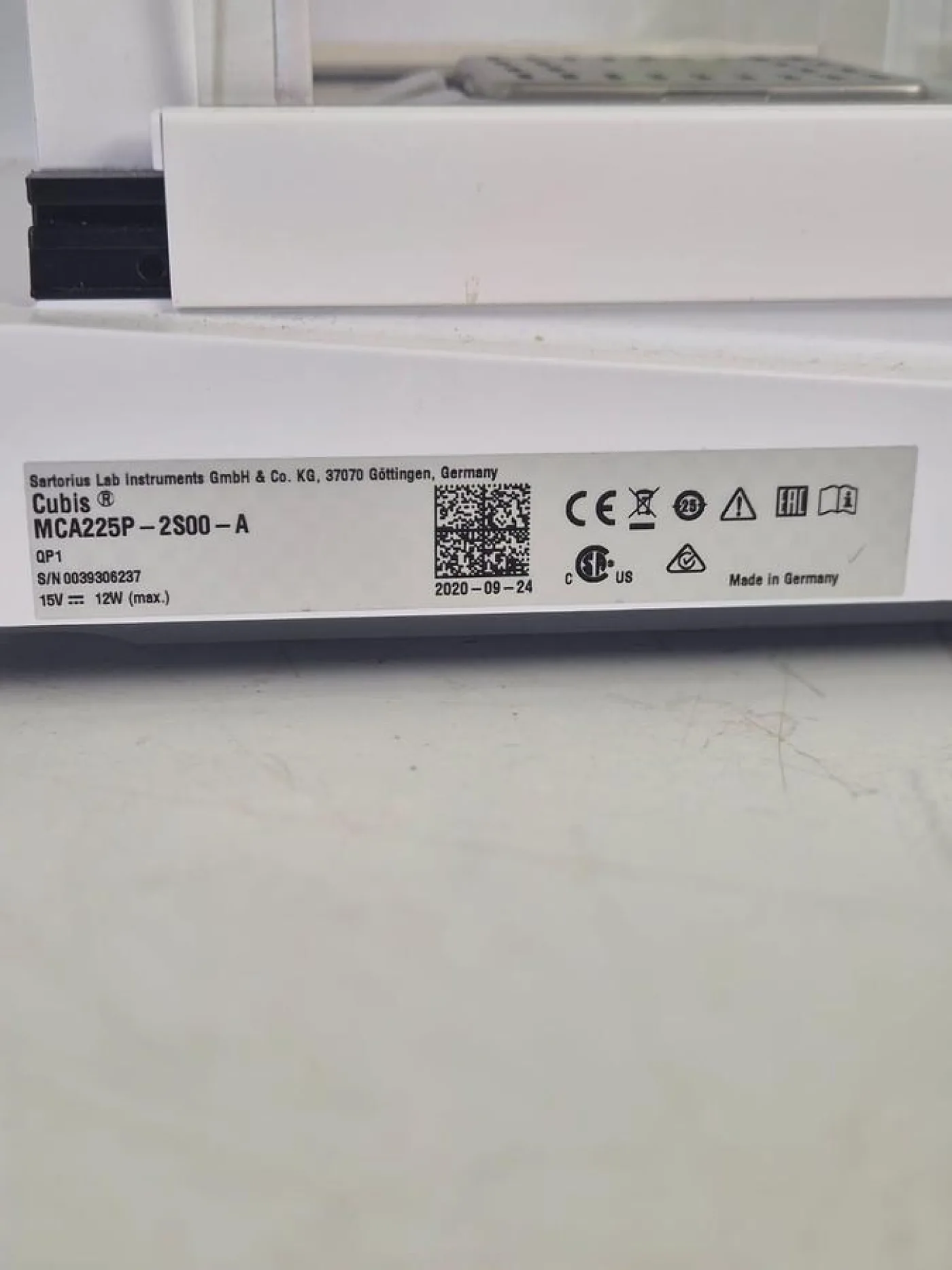 Sartorius Cubis II Semi-Micro Balance, Model MCA225P-2S00-A - 7