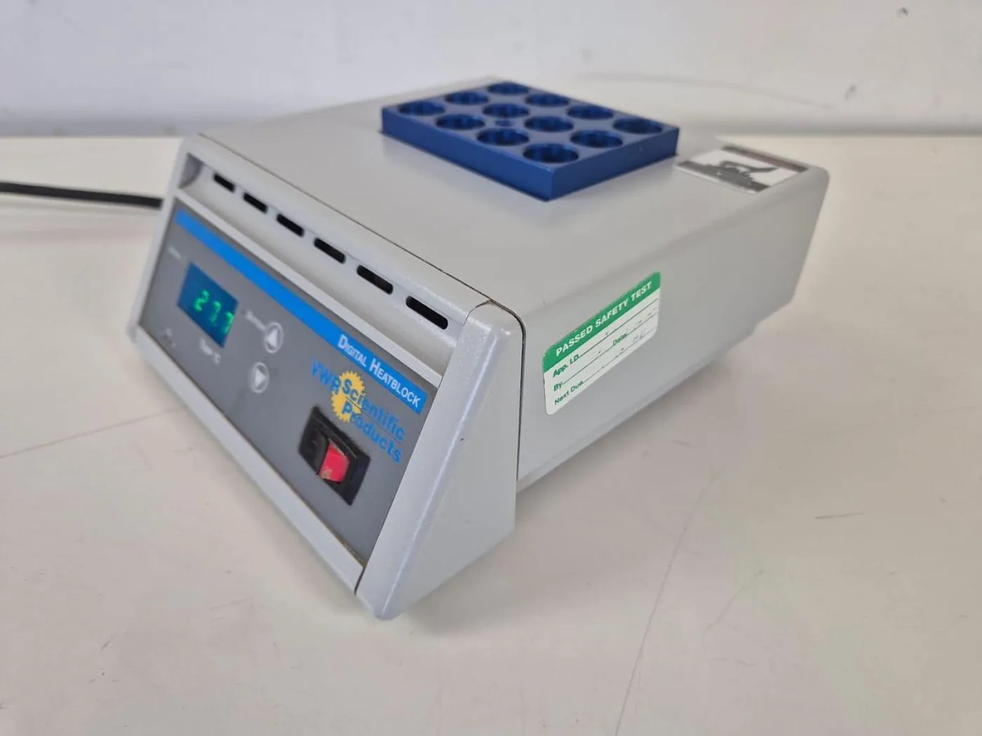 VWR Digital Heatblock 11 Drybath - 1