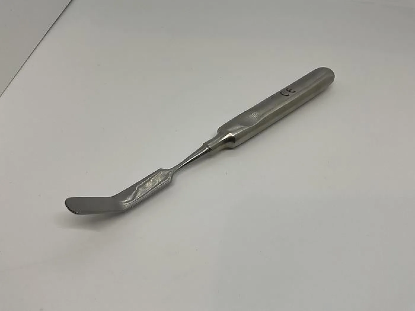 GB Medical Retractor 45 degree - 1