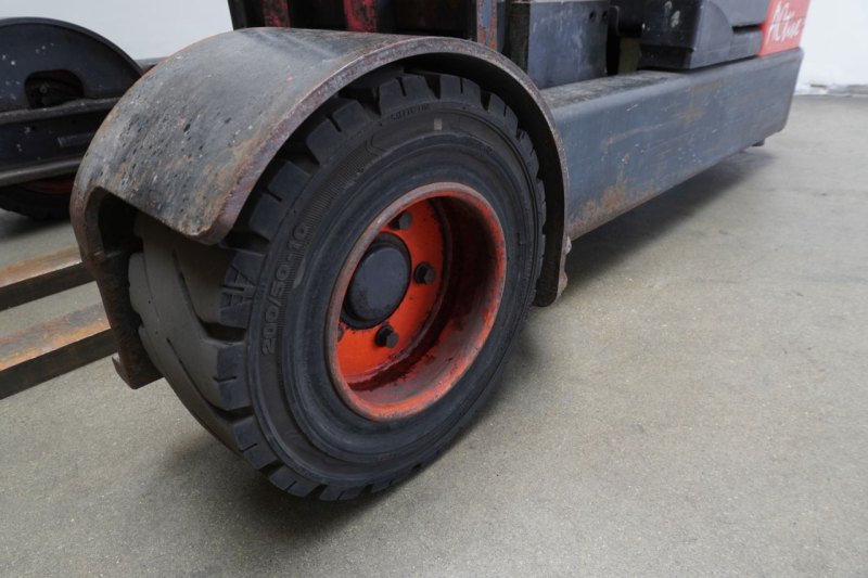Schubmaststapler Linde R 20 G 115-12 (2012)