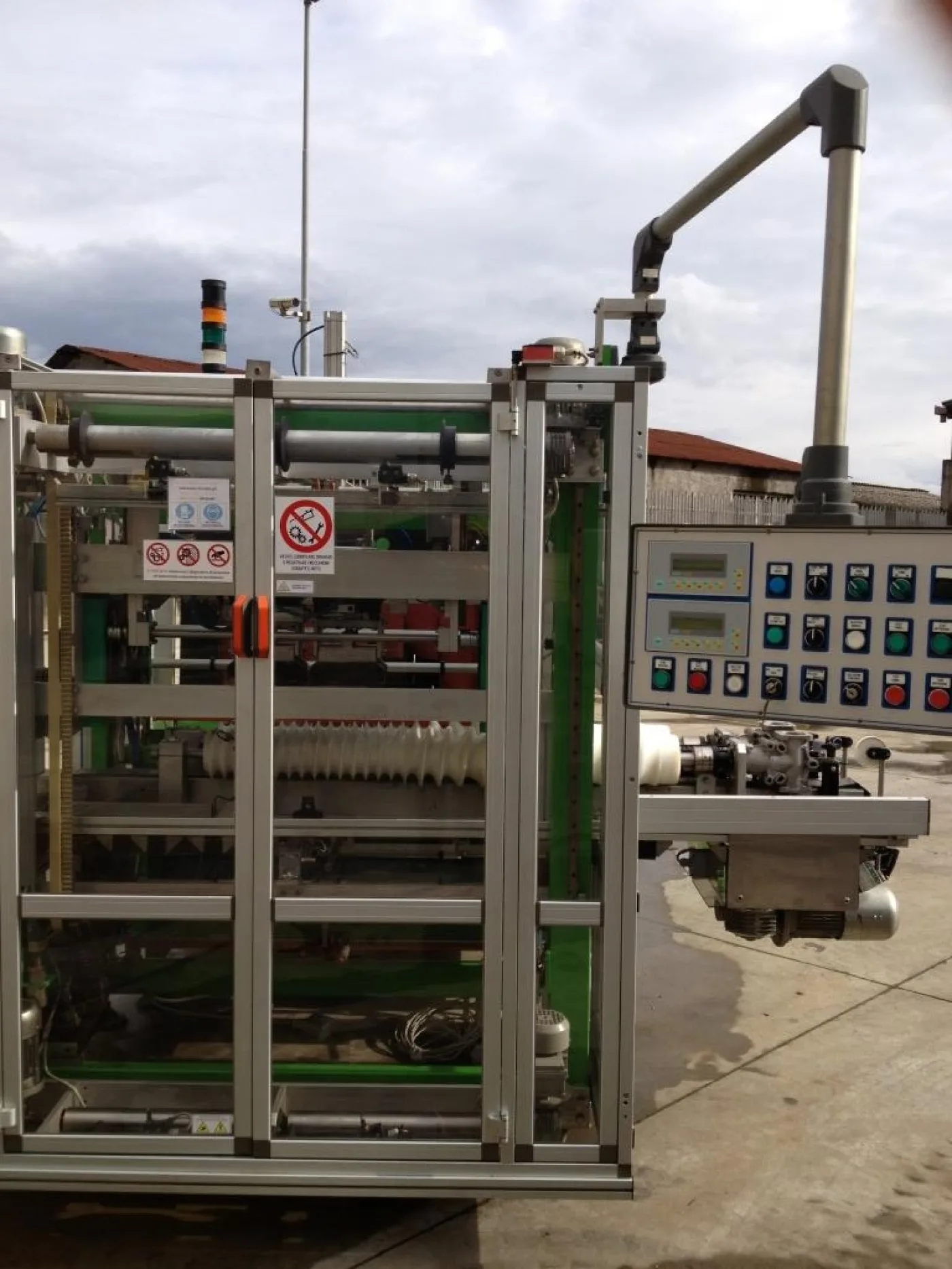 FARDELLATRICE CON TUNNEL DI TERMORETRAZIONE – NOVOPAC MOD. CD 090 F2 + BM 1409 - 3