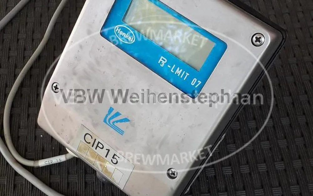 Transmitter for electrodeless conductivity and temperature measurement