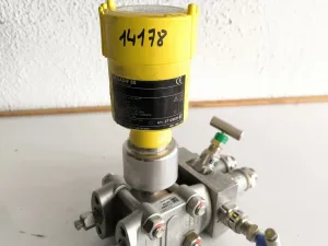 PRESSURE TRANSMITTER VEGA VEGADIF 65