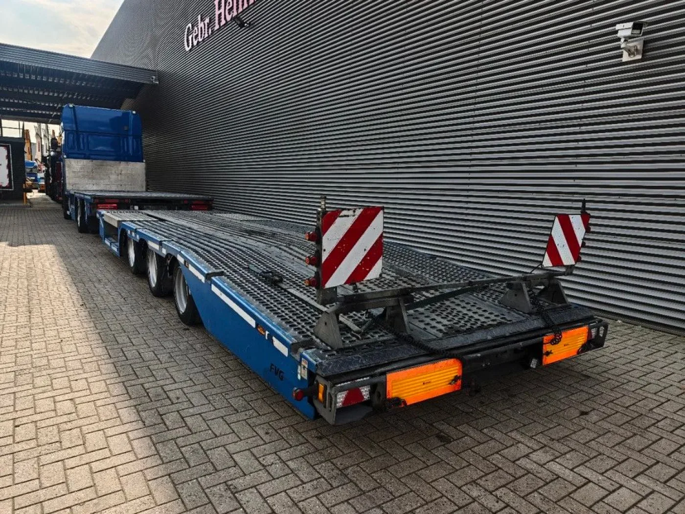 DAF XF 480 6x2 + FVG FS 4 Pieces! - 4