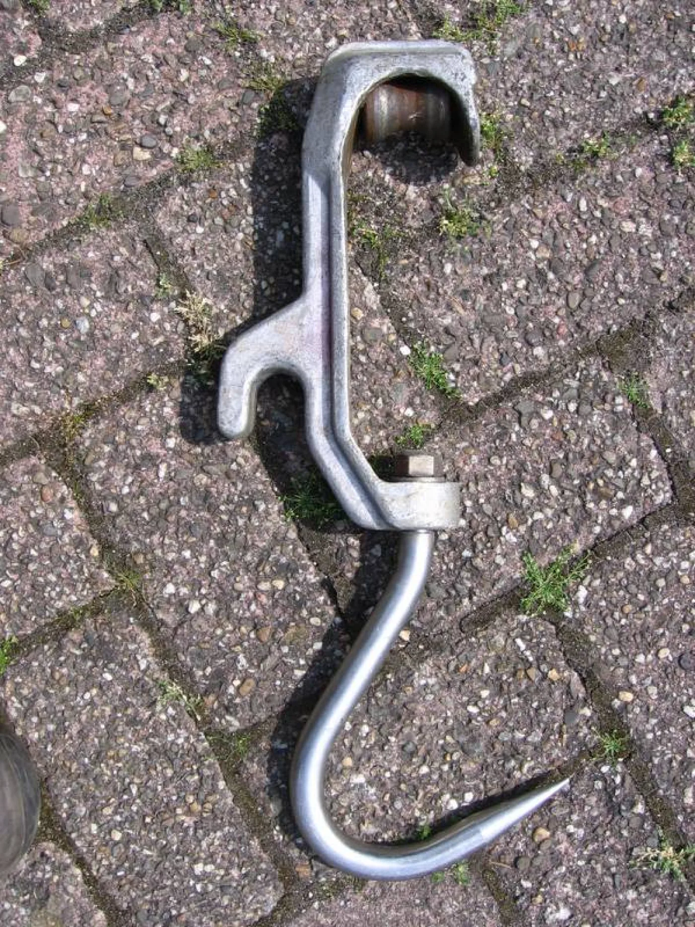 Pallet box cattle hooks with contra - 2