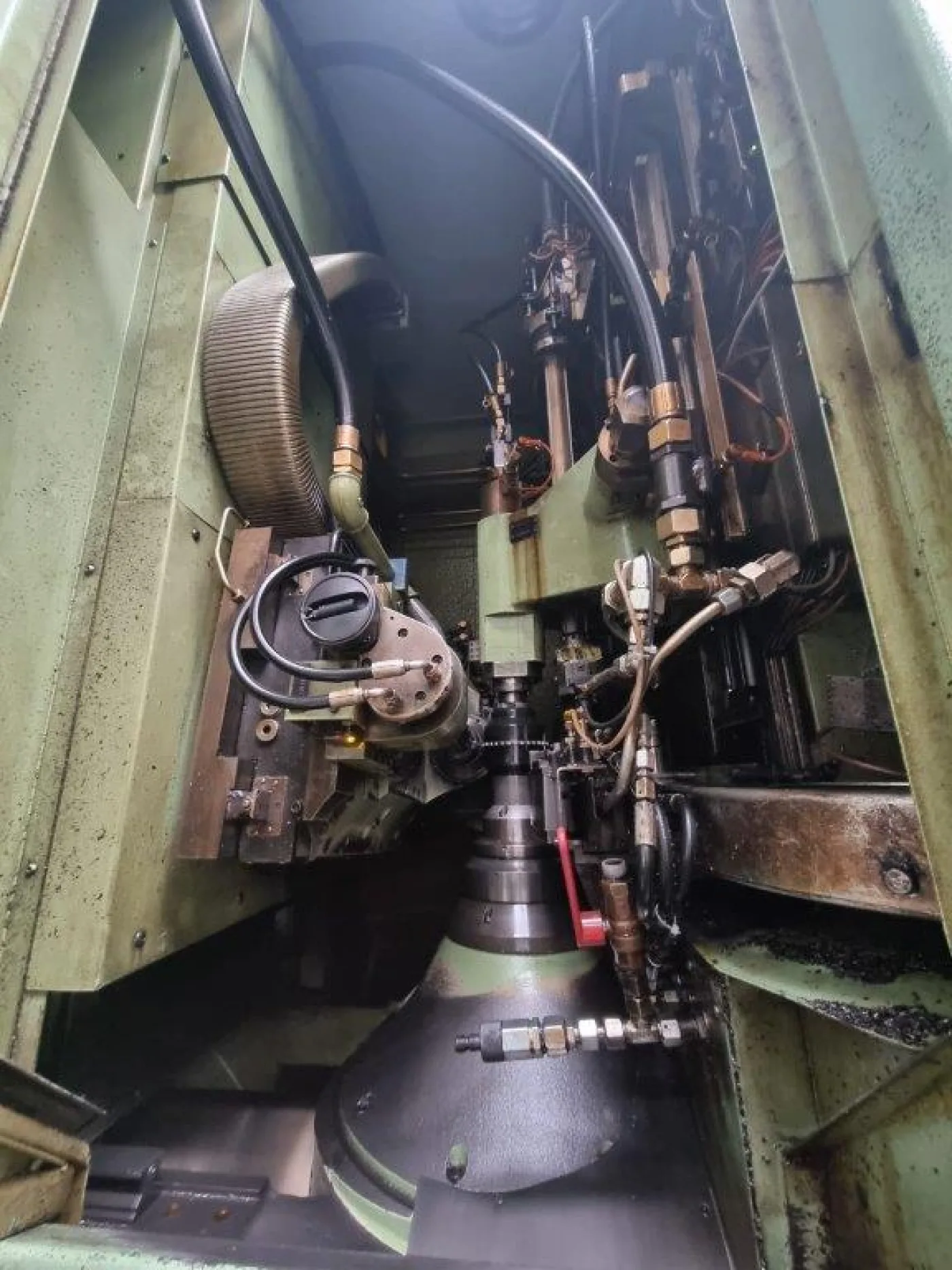 CNC Gear Hobbing Machine – GLEASON PFAUTER GP130 - 4