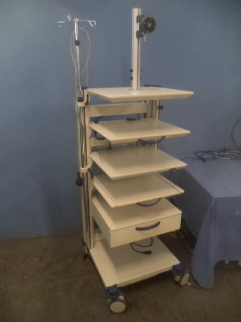 Endoskopieturm / Endoscopy trolley (Gebraucht, sehr gut)