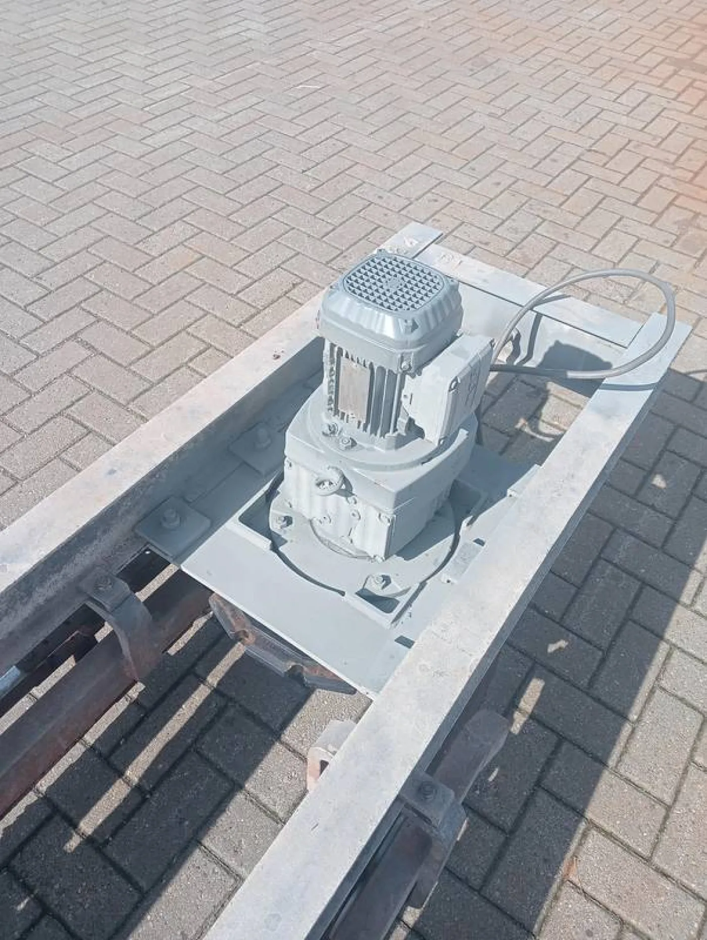 Slaughtering conveyor with dropper - 7