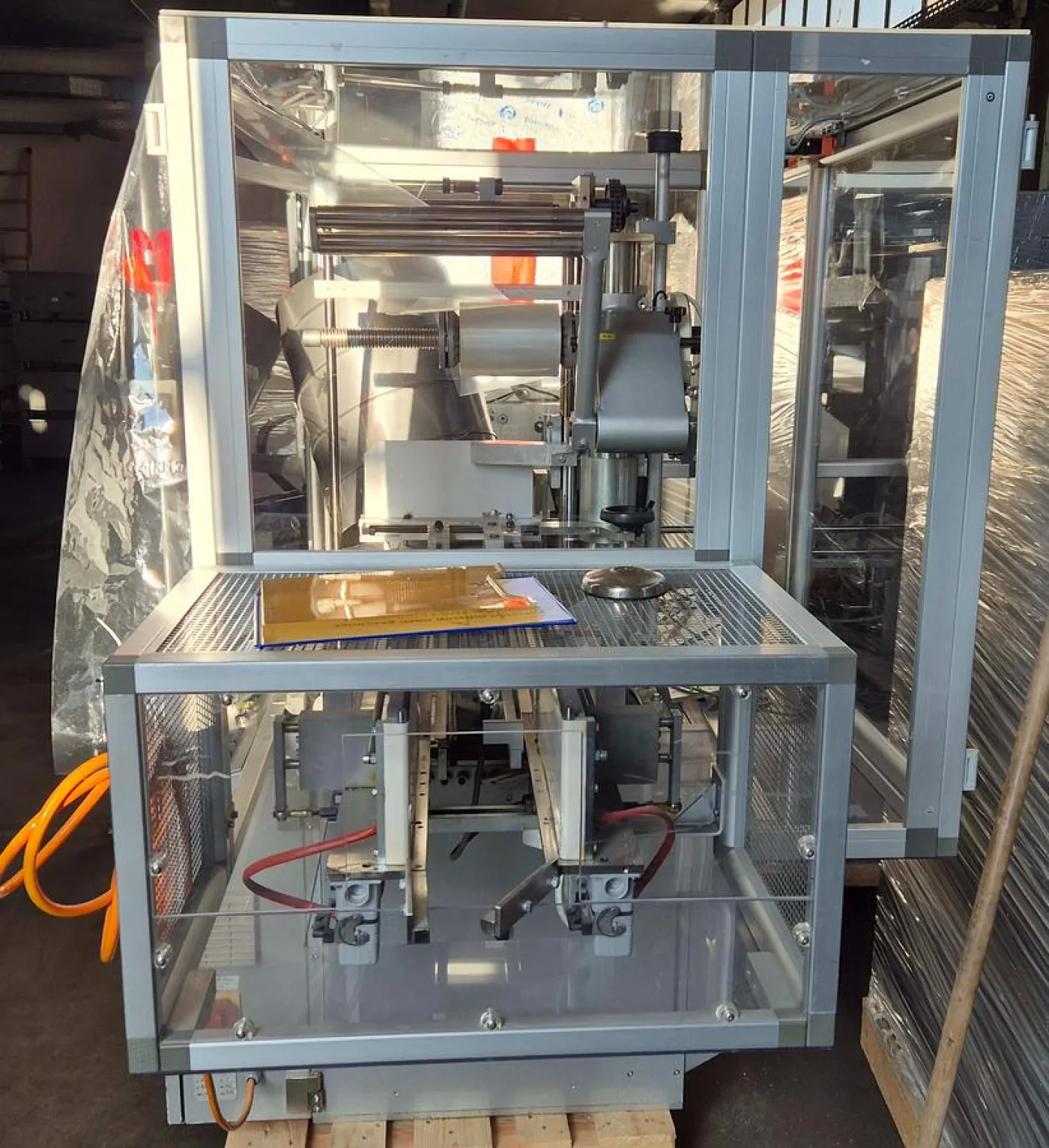 PRB Packaging Systems s.r.l. Verpackungsmaschine FAR 2001 - 2