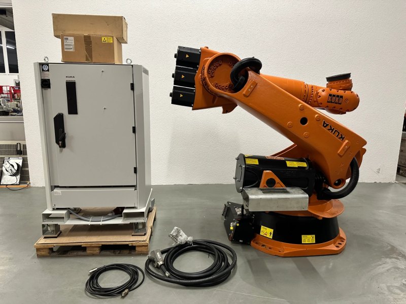 Kuka VKR210 R2700 KRC2 ED05 System /925624