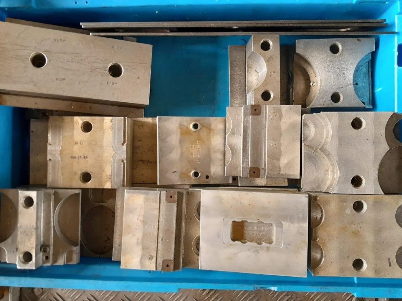 RW / NC – 160 HOFMANN 2001 - 5