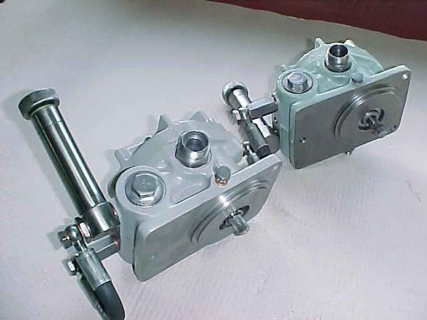 FUEL SUPPLY PUMP DEUTZ BVM628 - 4
