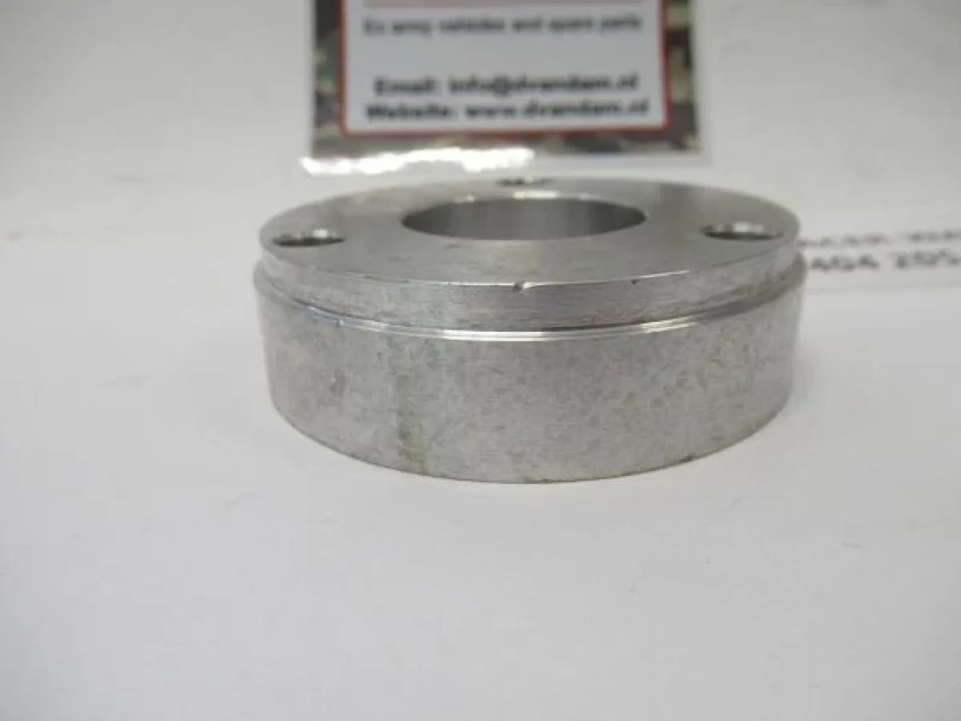 Naafring waterpomp ( spacer ) - 2