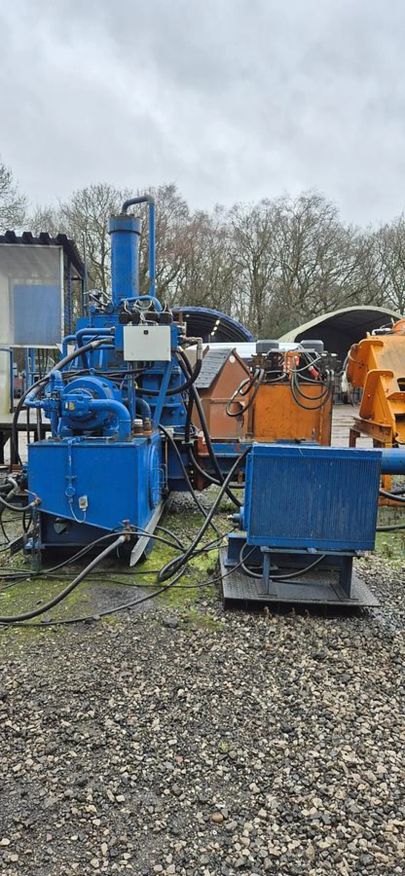 Harris TGS 25 Baler - 4