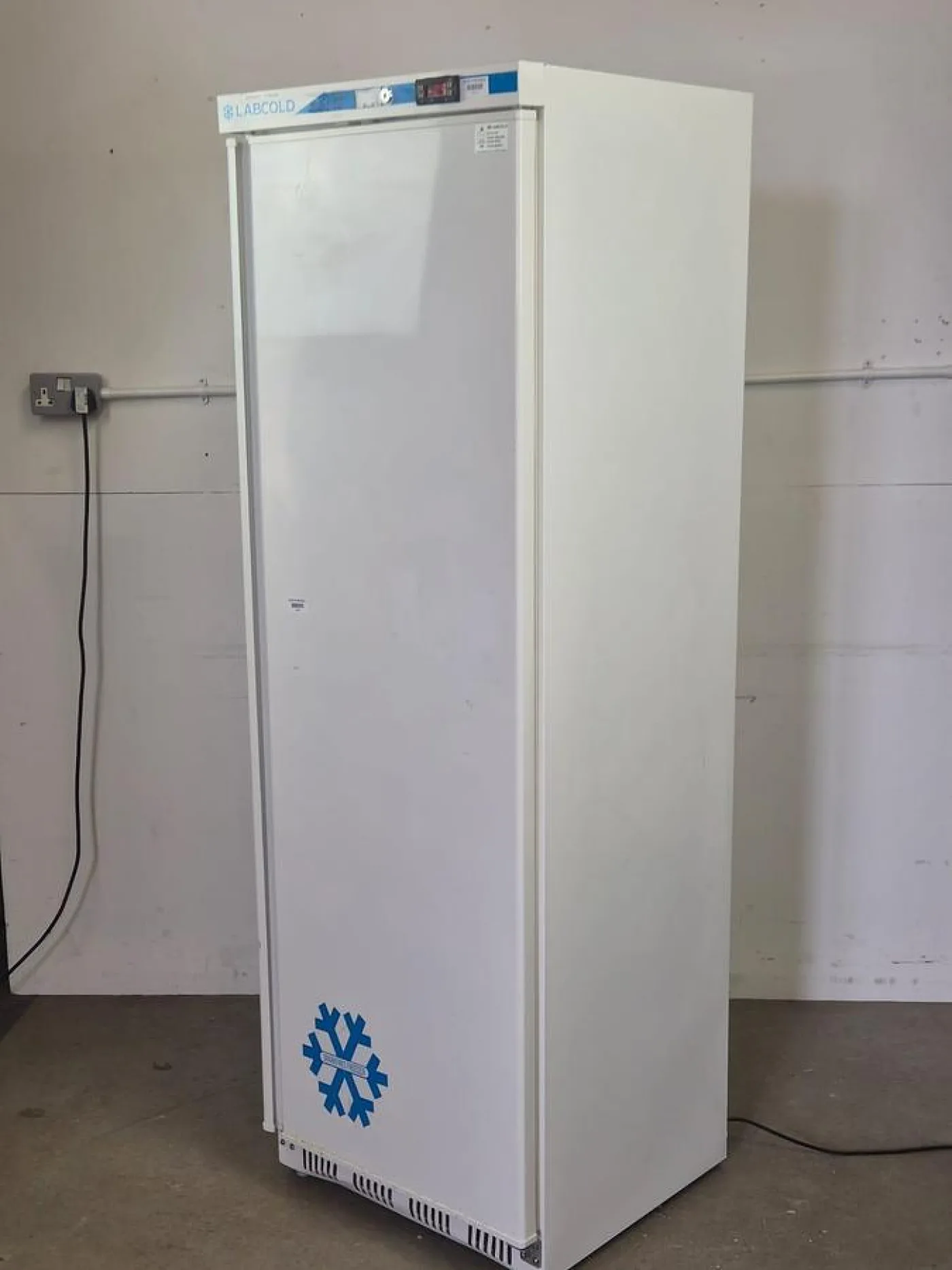 Labcold RLVF1514 Freezer - 1