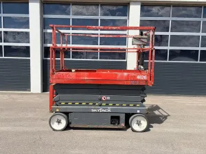 SkyJack SJ4626 - 9,90m Elektro Scherenarbeitsbühne Arbeitsbühne Hebebühne N120