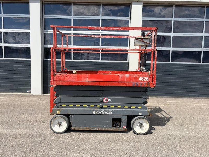SkyJack SJ4626 - 9,90m Elektro Scherenarbeitsbühne Arbeitsbühne Hebebühne N120