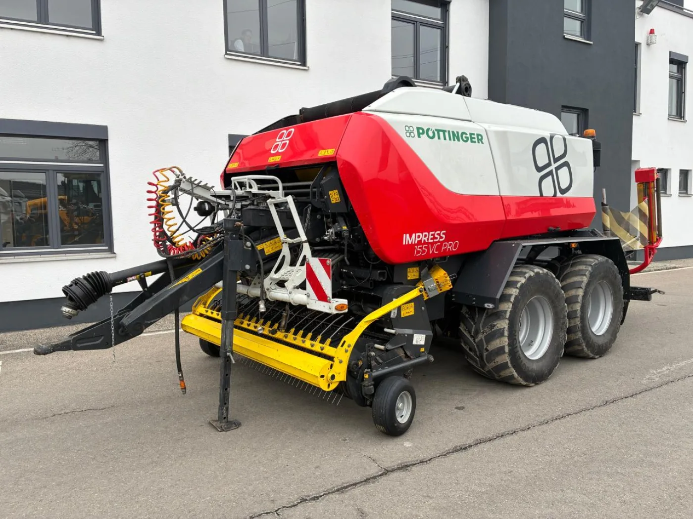 Rundballenpresse Pöttinger Impress 155 VC Pro - 1