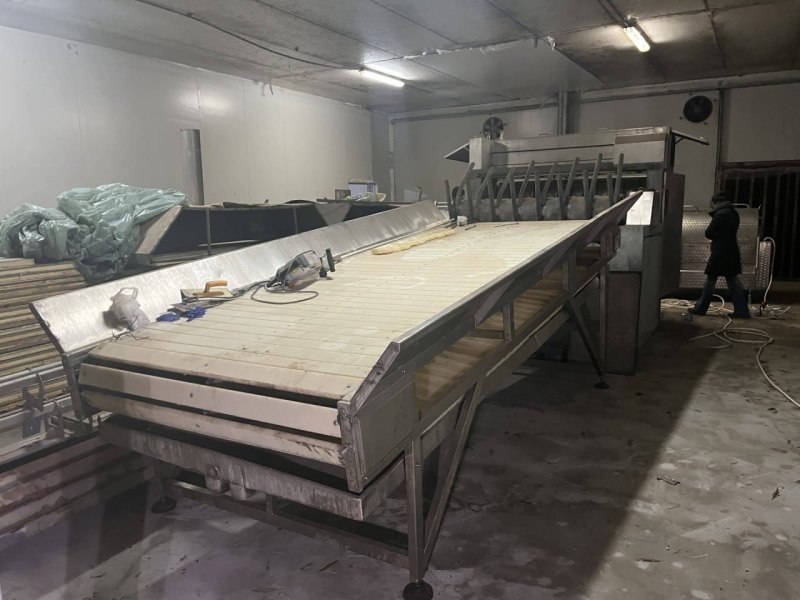 Pig bleeding conveyor, Hubert Haas