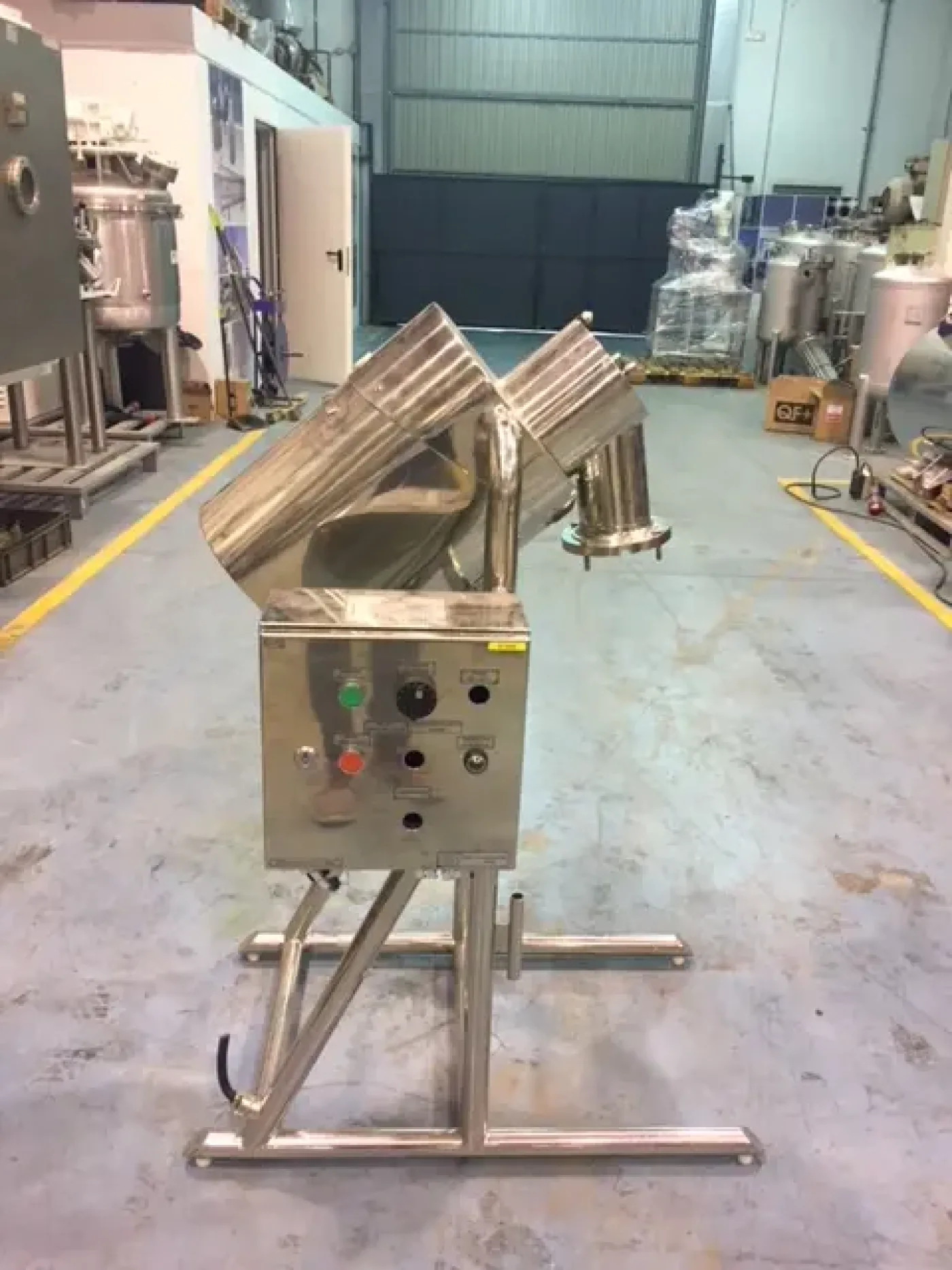 USED LABORTECNIC TR-80 STAINLESS STEEL SIEVER MACHINE - 4