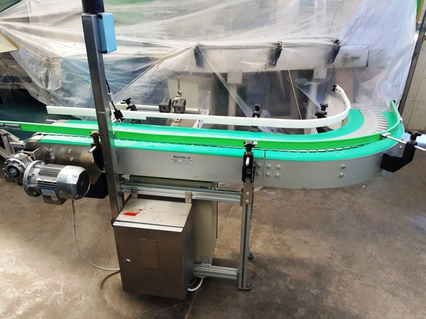 NASTRO TRASPORTATORE MOTORIZZATO A TAPPARELLE CON CURVA A 90° – MATERIAL HANDLING - 8