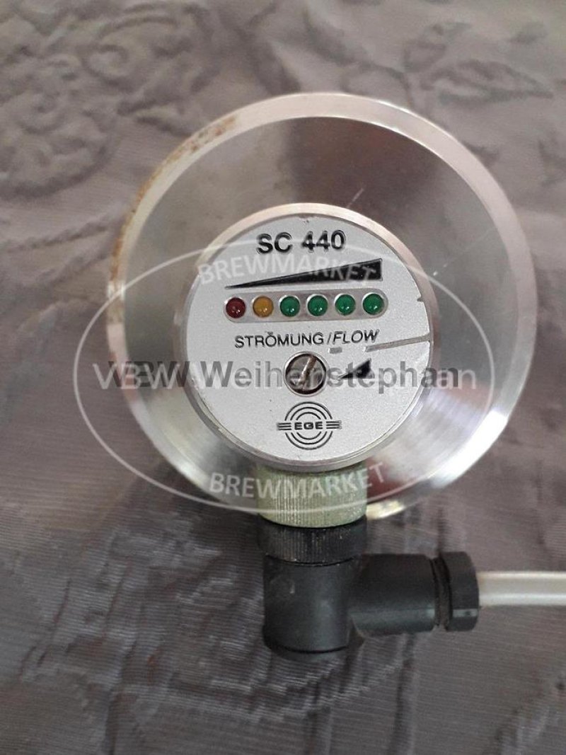 Flow controller