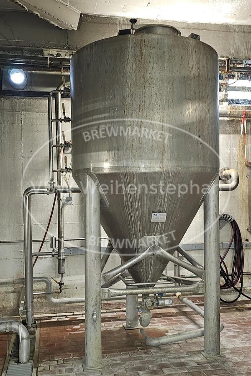 Cylindroconical tank