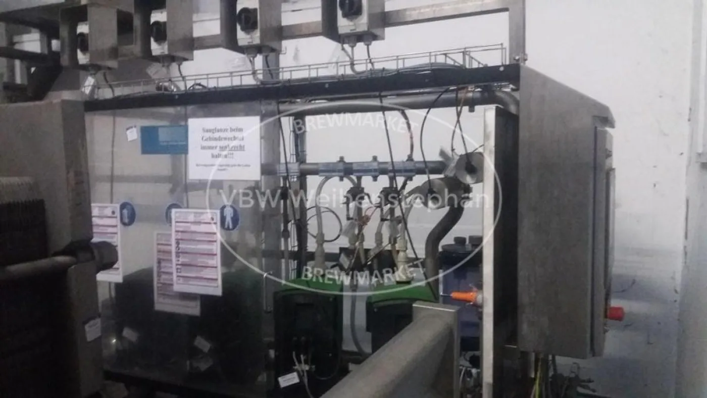 Pressure boosting station with hygiene center - 8