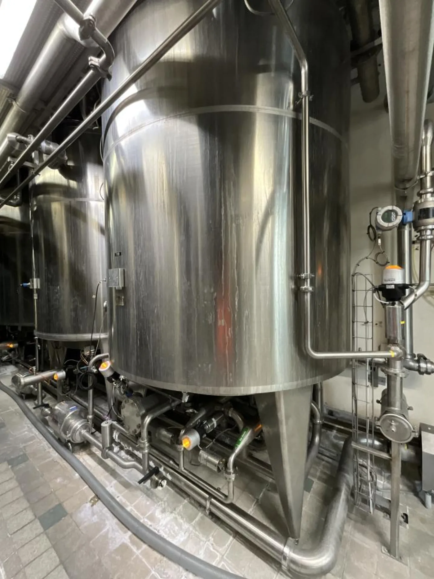 1996 Boccard Boccard 7500 Litre Stainless Steel Vertical Disinfectant Storage Tank - S - 4
