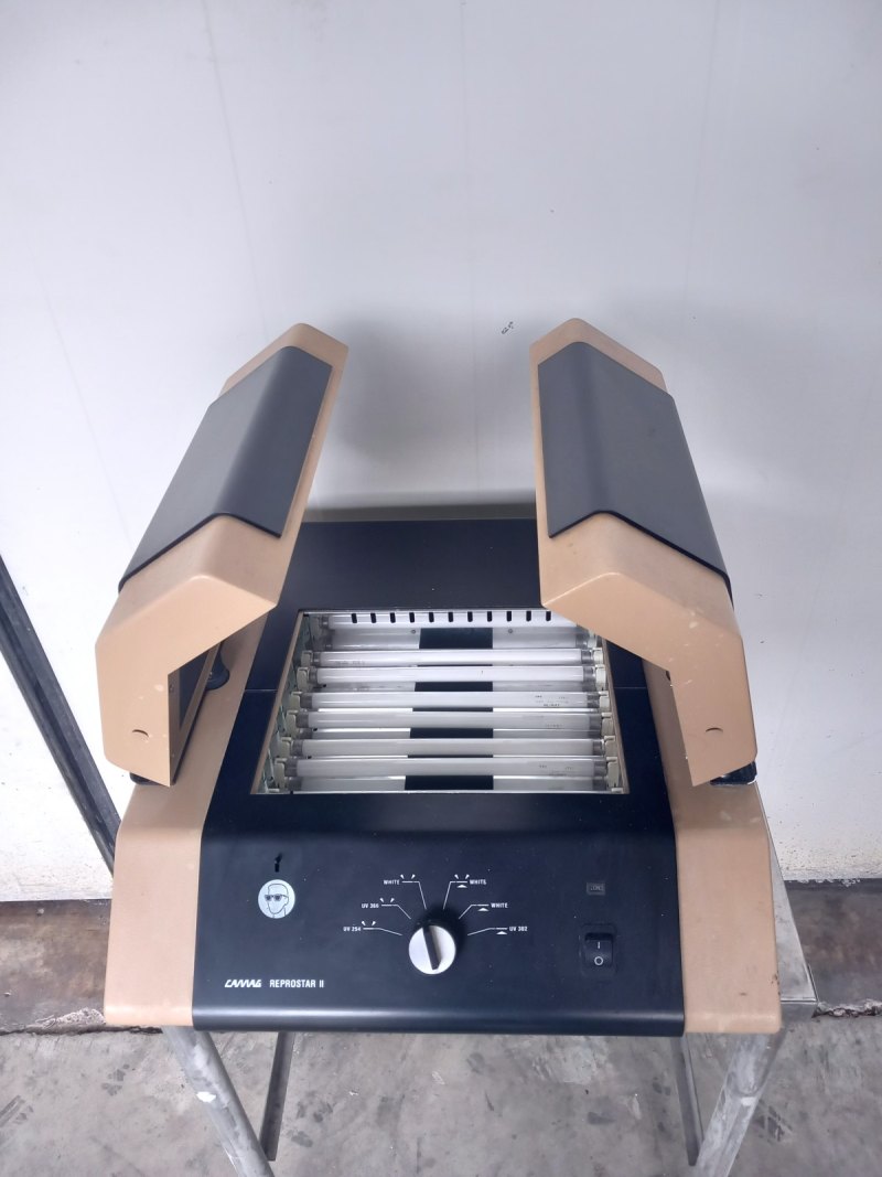 TRANSILLUMINATORE UV – CAMAG – MOD.REPROSTAR