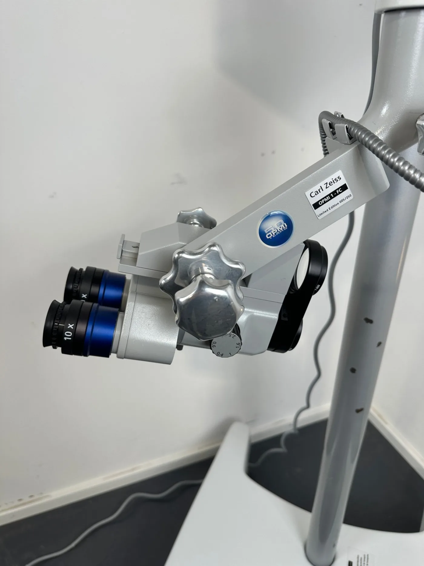 Carl Zeiss Opmi 1-FC 50 Years Limited Edition 005/250 - 2