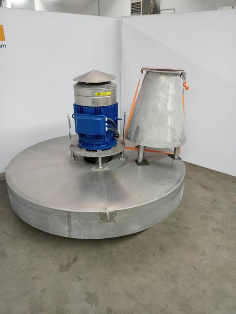 Surface aerator