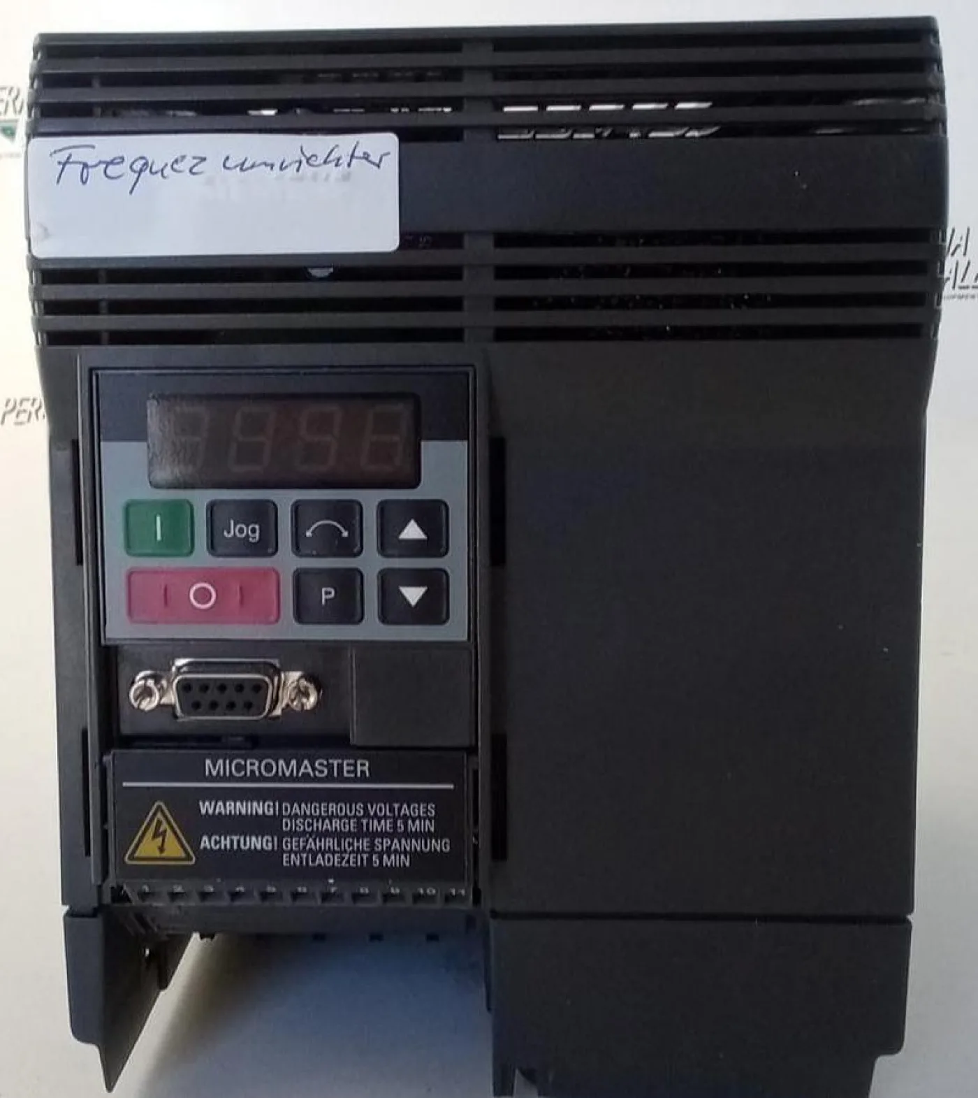 Siemens MICROMASTER 6SE9215-8DB40 Frequency Converter - 1