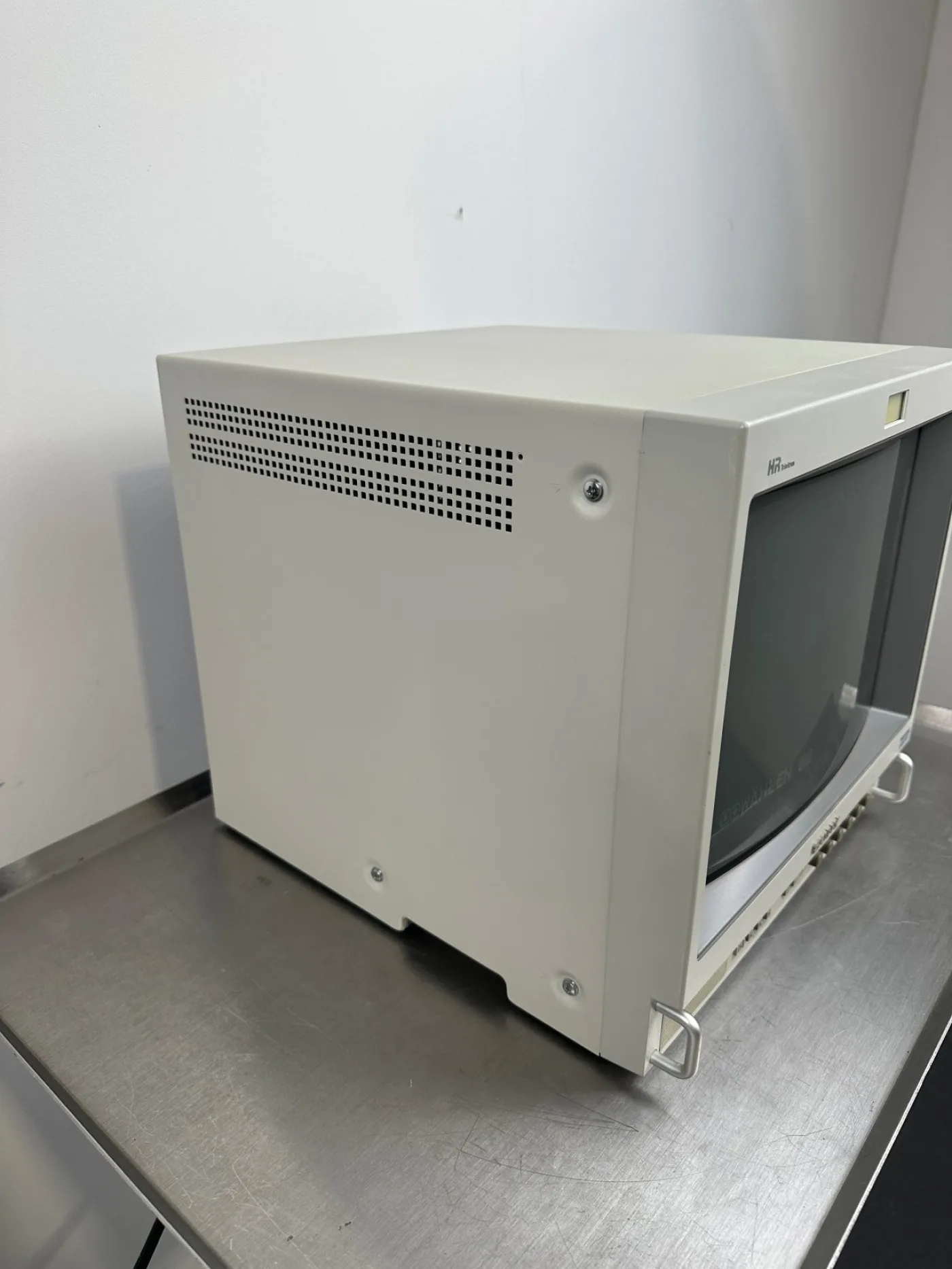 Sony PVM-1453MD Monitor - 2