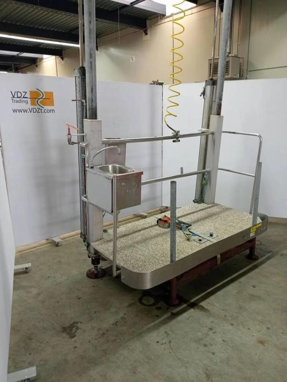 Movable platform