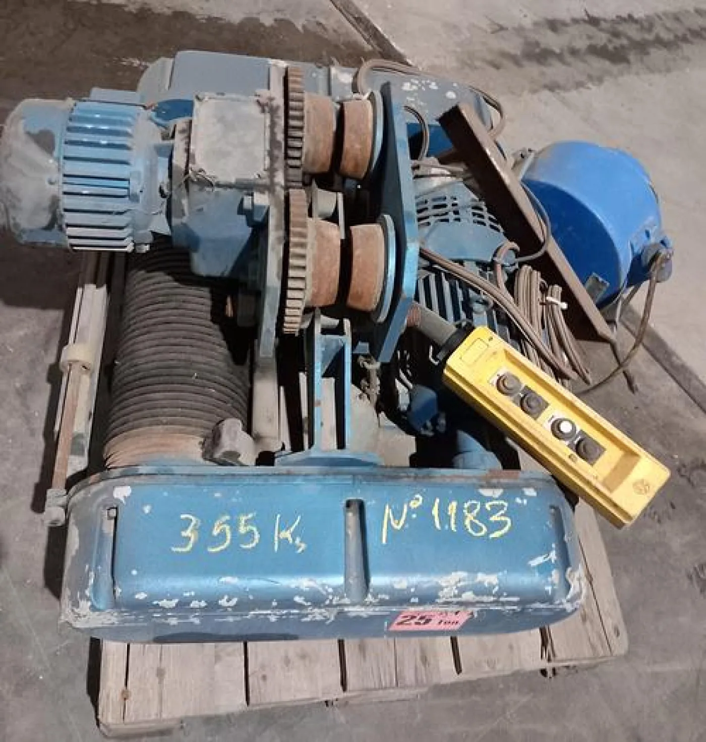 Guincho elétrico LETAG de 2,5 ton - 1