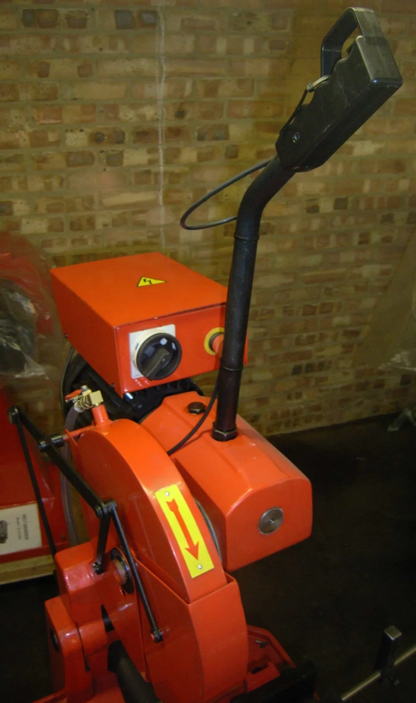 WNS Circular Cut Off Metal Cutting Saw - WNS - W. Neal Services Ltd - 7