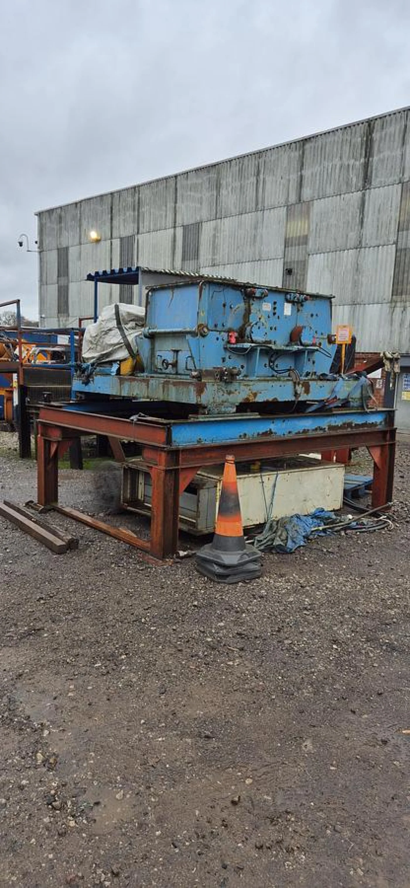 Herbold 650/750 Hammer Mill - 2