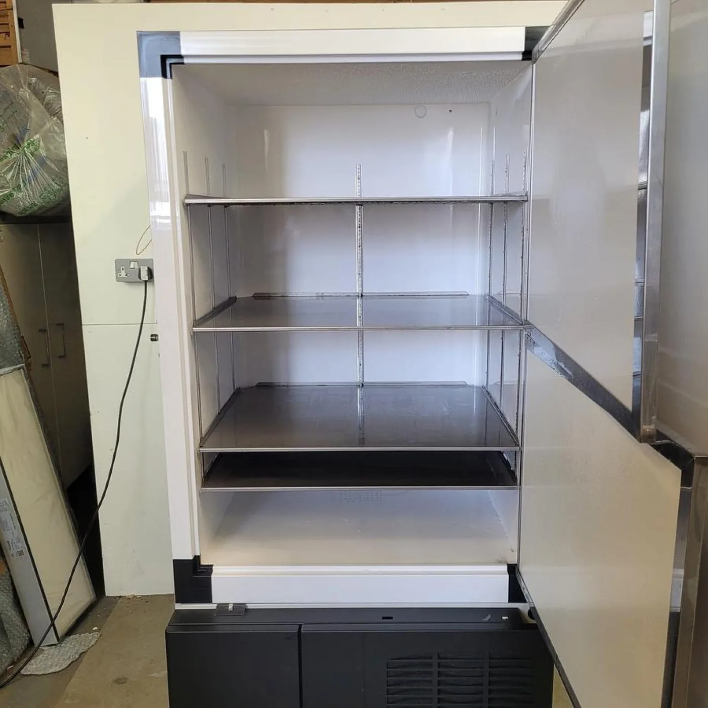 Thermo Scientific 600V TSX Series Ultra Low Temperatire Freezer - 6