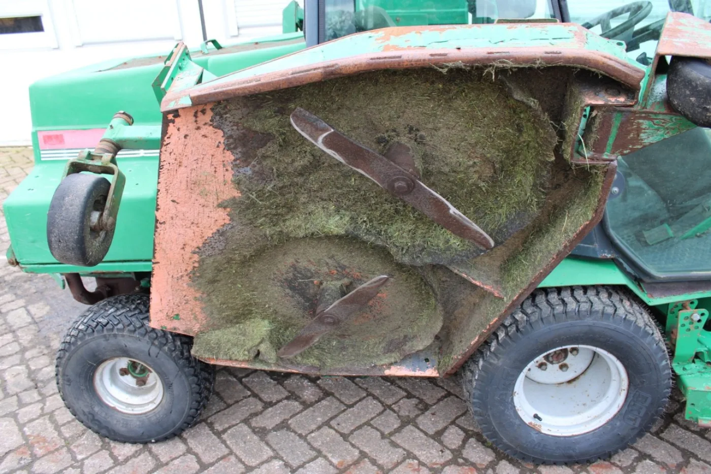 Ransomes Terrax - 6