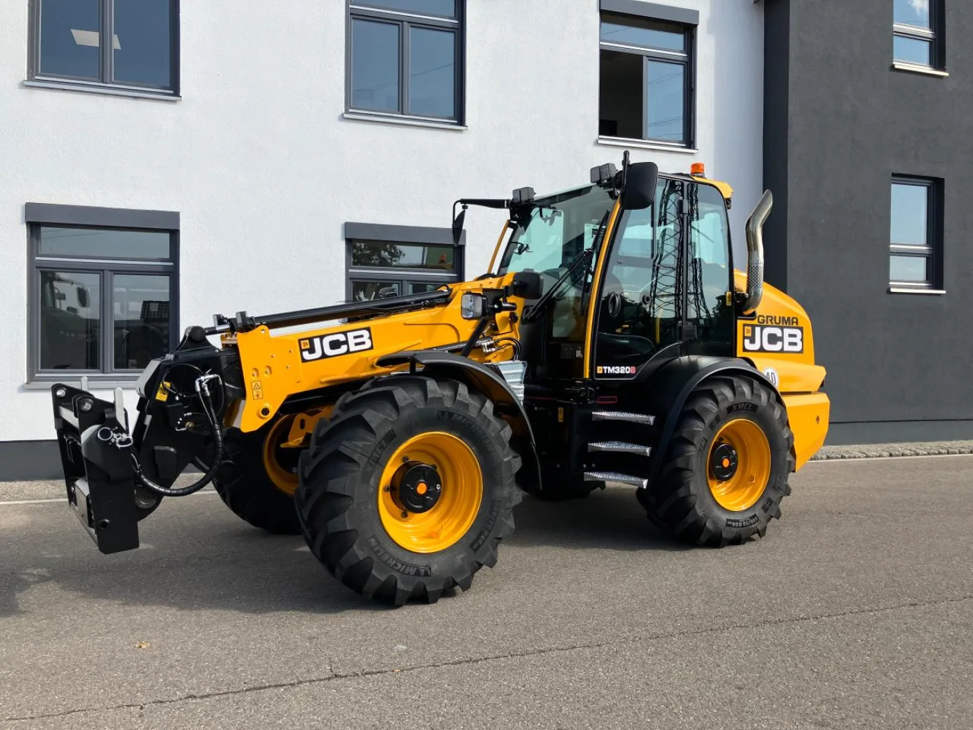 Teleskopradlader JCB TM 320 S Agri - 1