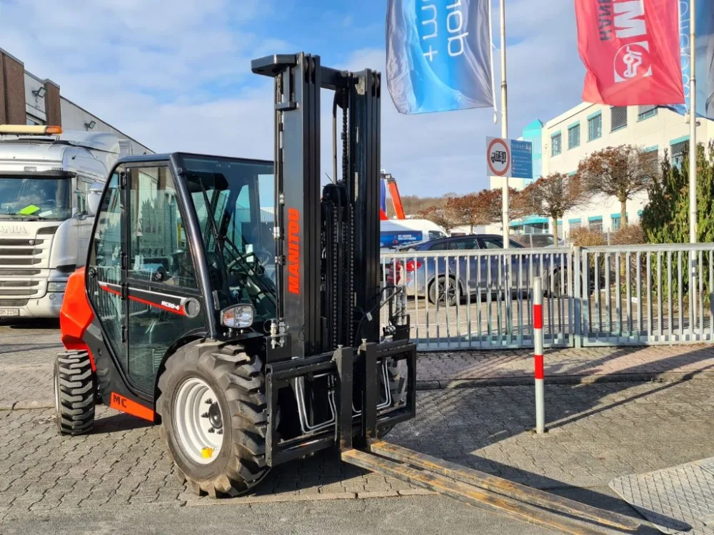 Manitou MC 30-4 ST3A S1