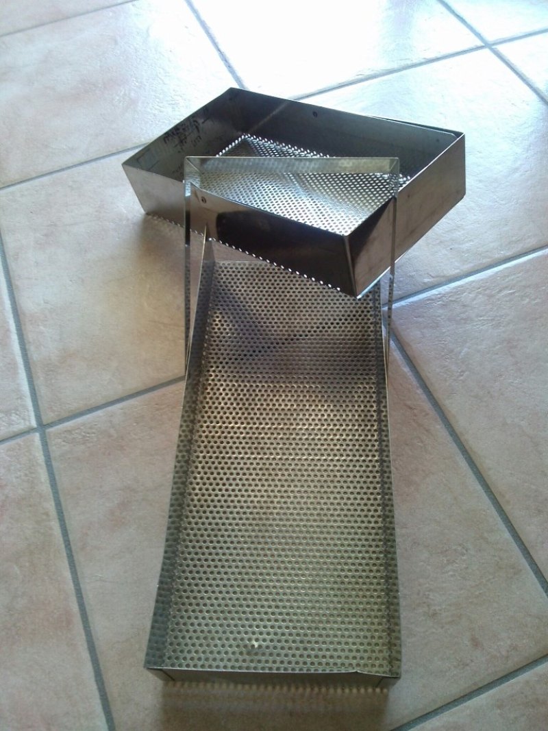 VASSOIO PORTAFIALE IN ACCIAIO INOX INOSSIDABILE