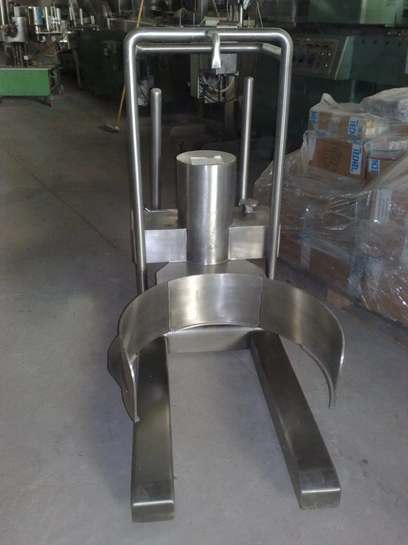 CARRELLO ELEVATORE PORTAFUSTI IDRAULICO – CORA - 1
