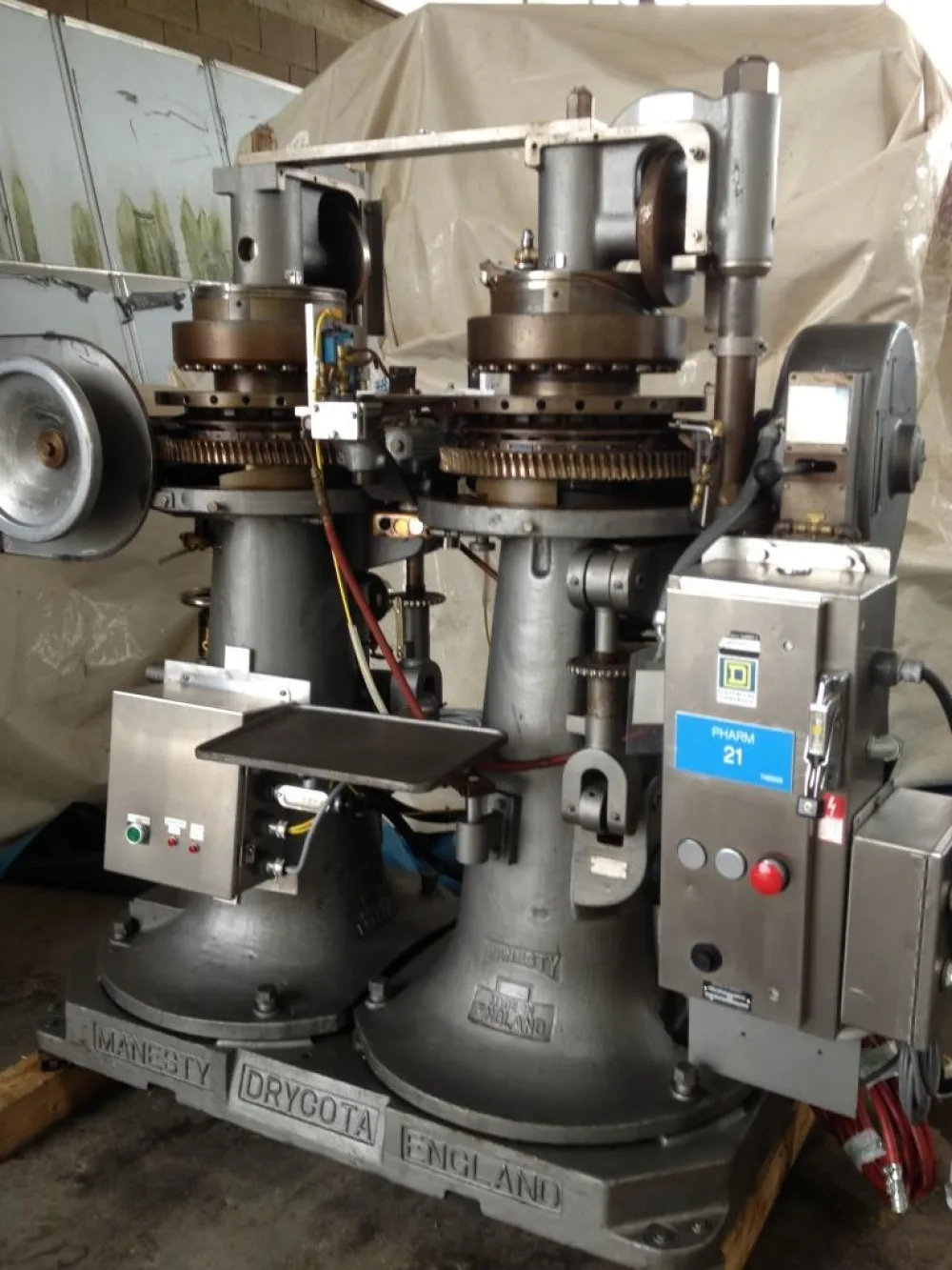 COMPRIMITRICE ROTATIVA – MANESTY MOD. DRYCOTA