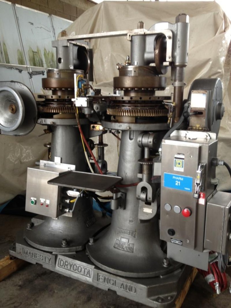 COMPRIMITRICE ROTATIVA – MANESTY MOD. DRYCOTA