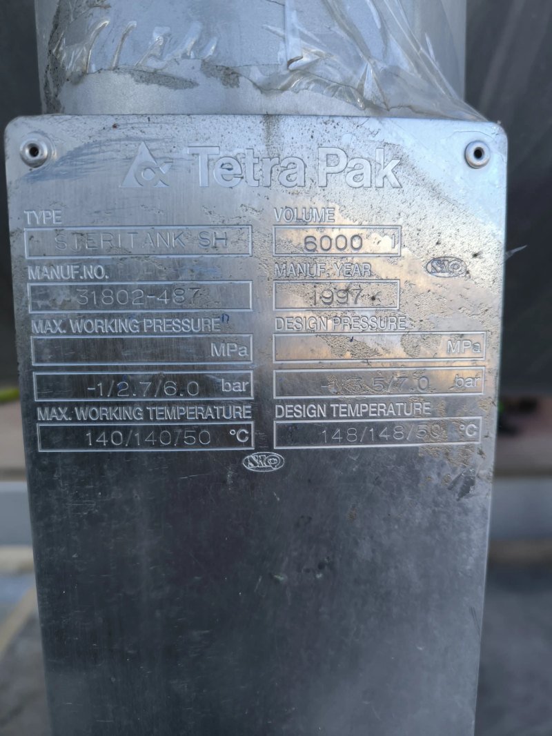 HORIZONTAL TANK STAINLESS STEEL 304 6000 LITERS WITH AGITATION