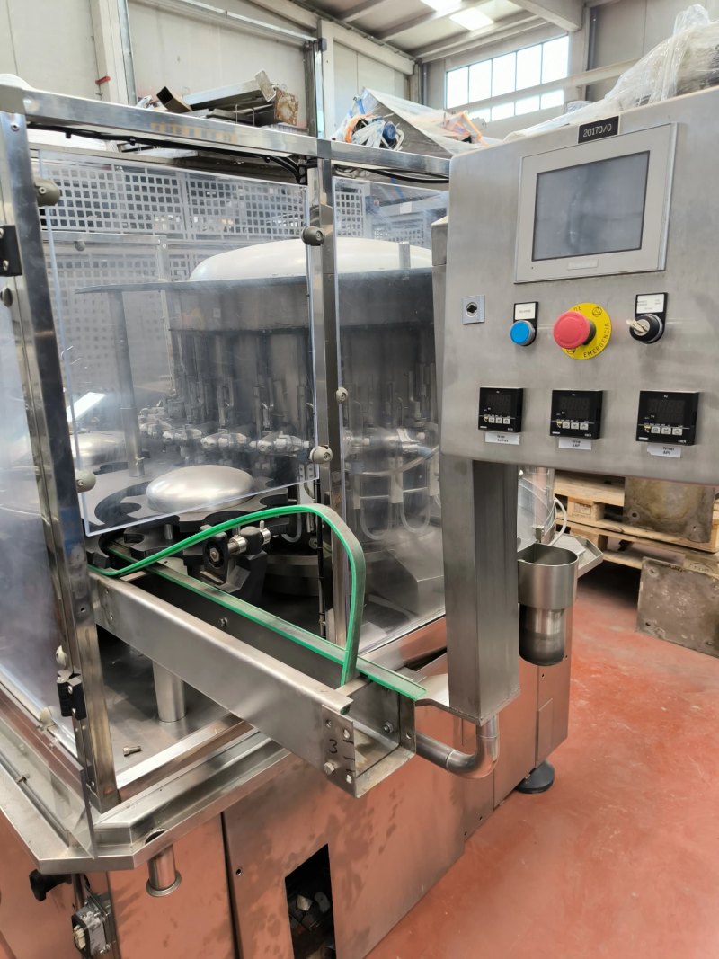 PERRIER BOTTLE RINSER WITH 24 STATIONS