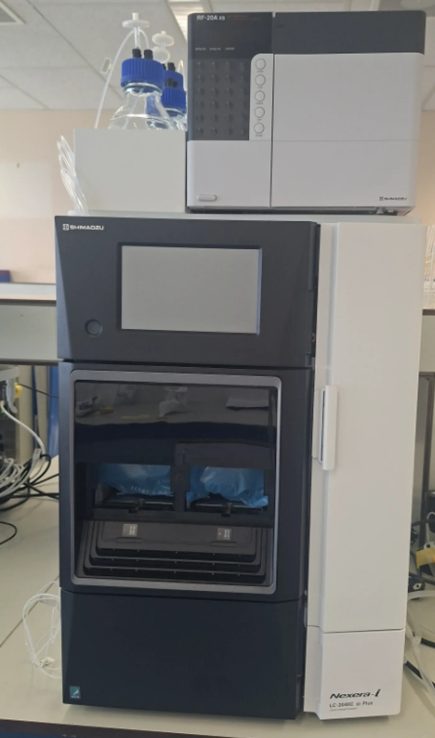 Shimadzu UHPLC met Fluorescence Detector - 1