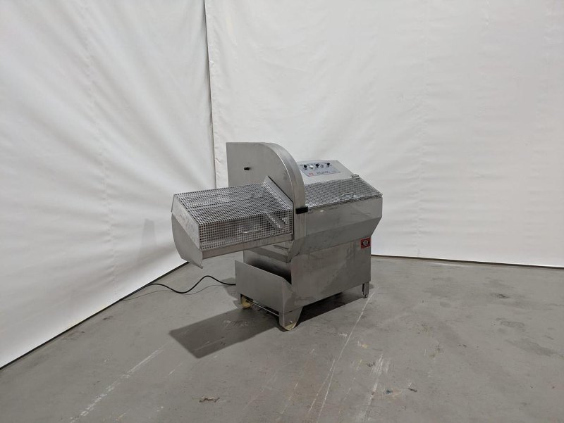 2001 Treif Pegasus 2616 cutter